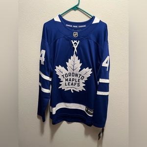 Toronto maple leafs jersey